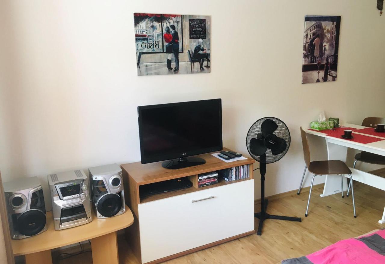 Appartamento Apartmán Na Pohodu 25 Lipno nad Vltavou Esterno foto